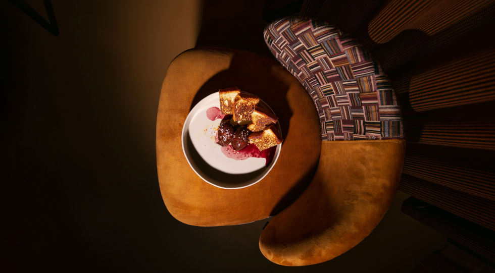 Somos Raro, a restaurant and wine bar in Valencia, Spain.