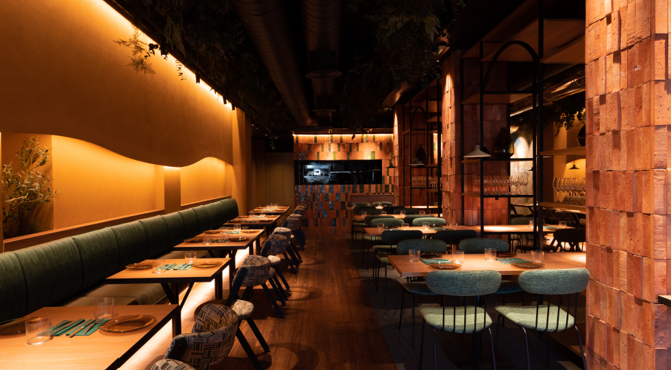 Somos Raro, a restaurant and wine bar in Valencia, Spain.
