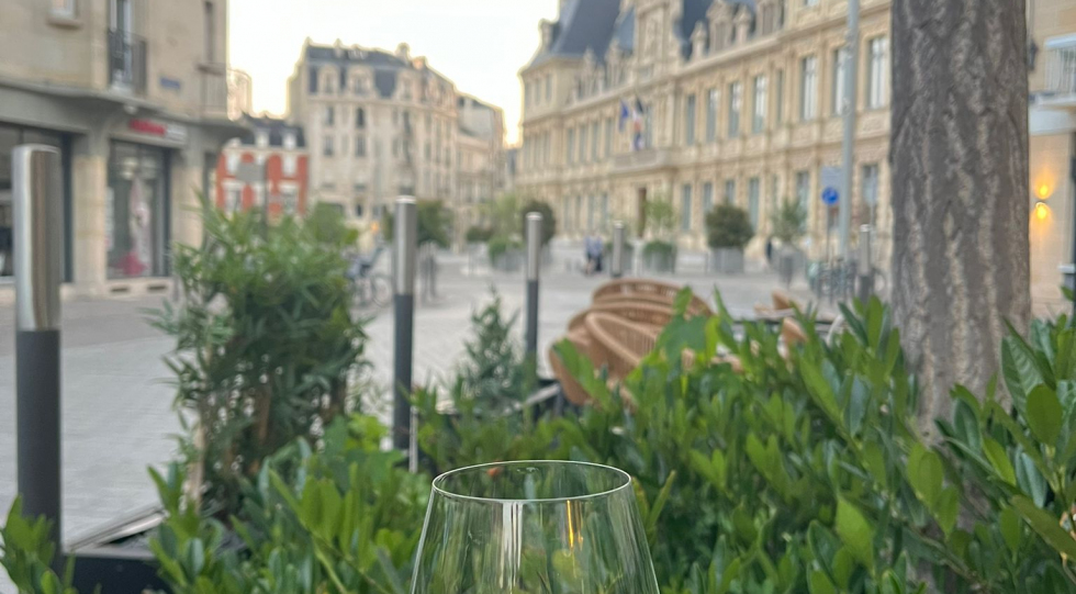 La Vertu, a wine bar in Reims, France.