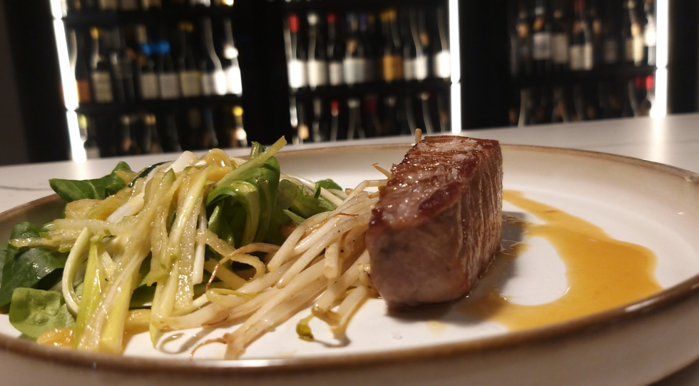 Plate at Le Bar de Vins, Valencia, Spain.