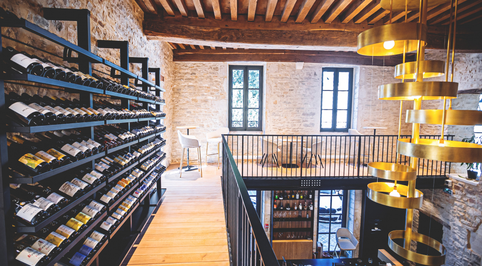 Caveau de L'hotel les Charmes, a wine bar in Meursault, France.