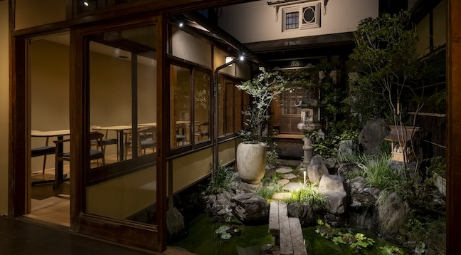 MOKO, a wine bar in Kyoto, Japan.