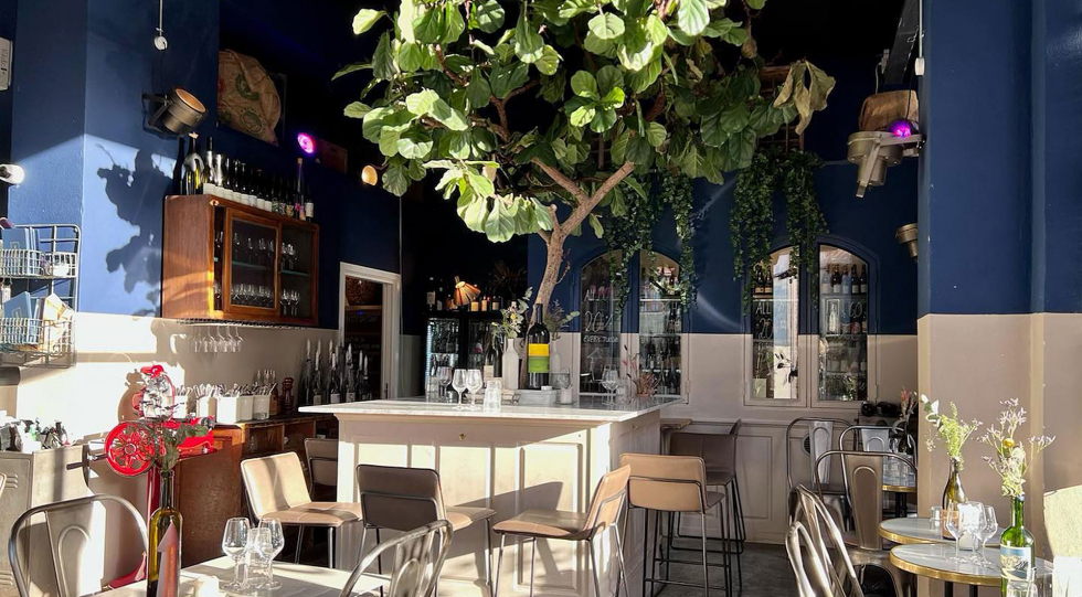 Vinoria Lilo, a wine bar in København K, Denmark.
