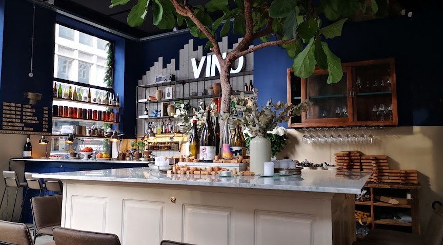 Vinoria Lilo, a wine bar in København K, Denmark.
