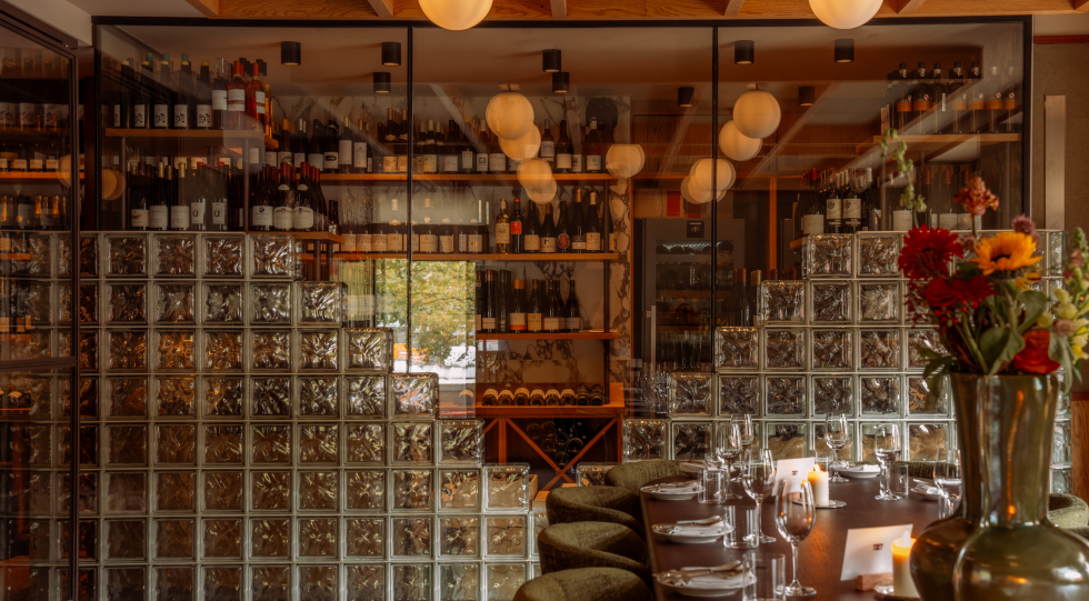 Toet Amsterdam, a restaurant in Amsterdam, Netherlands.