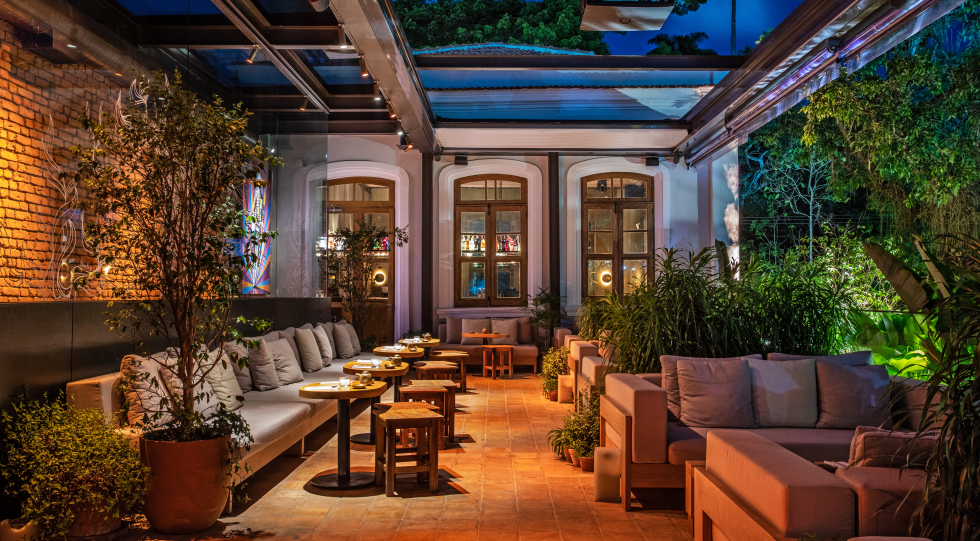 Outdoor seating at restaurant Elena Horto, Rio de Janeiro, Brazil.