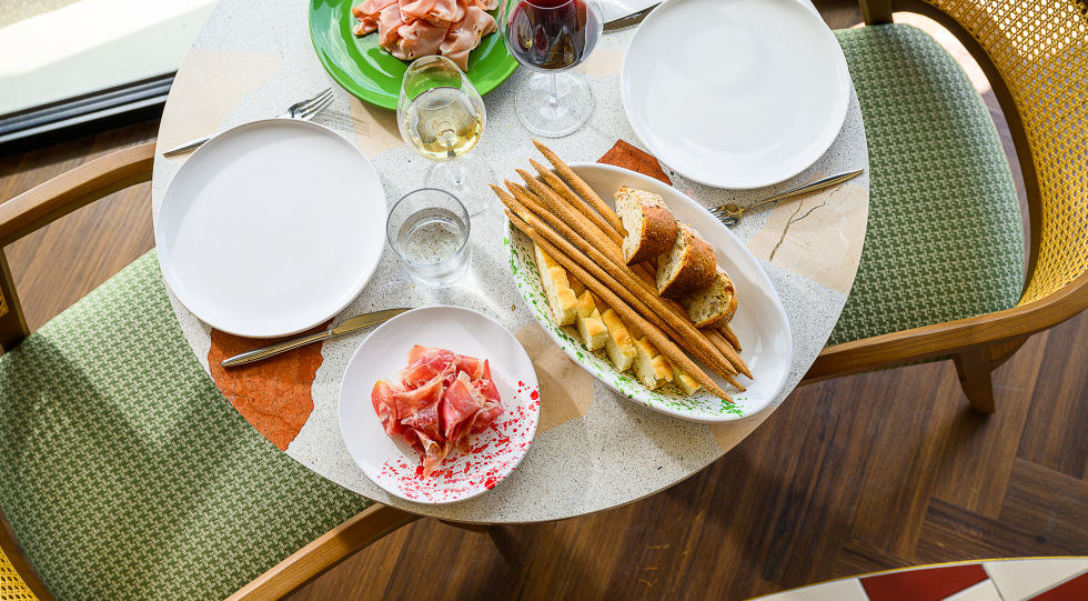 Casa Lulia, a wine bar and restaurant in Switzerland.