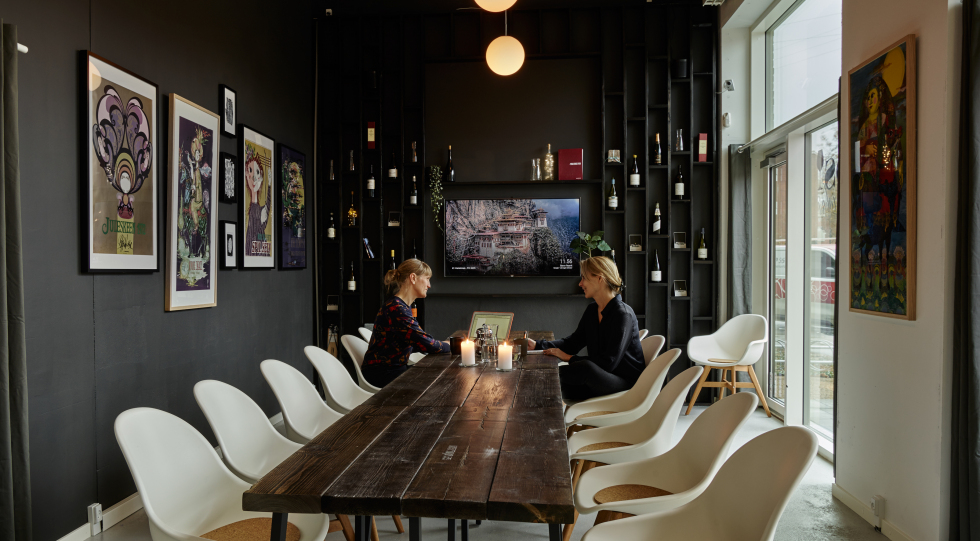 Vinøs, a wine bar and restaurant in København K, Denmark.