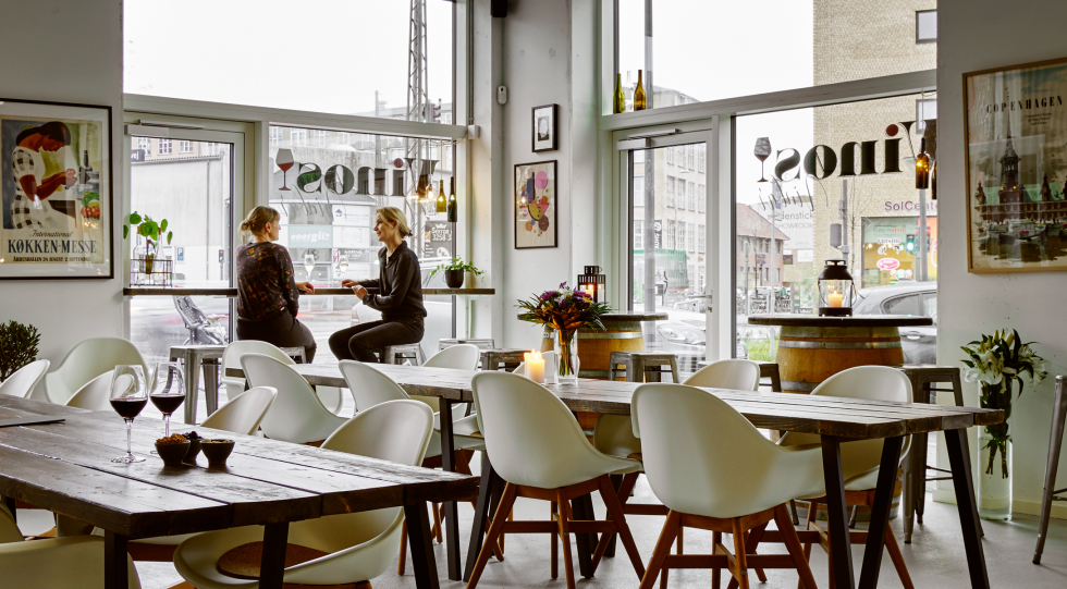 Vinøs, a wine bar and restaurant in København K, Denmark.