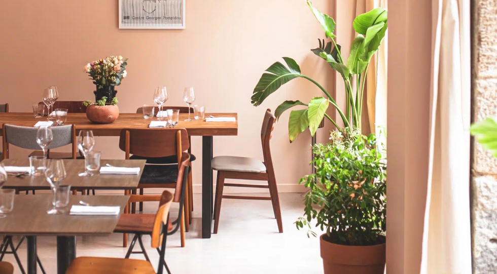 Interior of restaurant Les Cadets, Nantes, France.