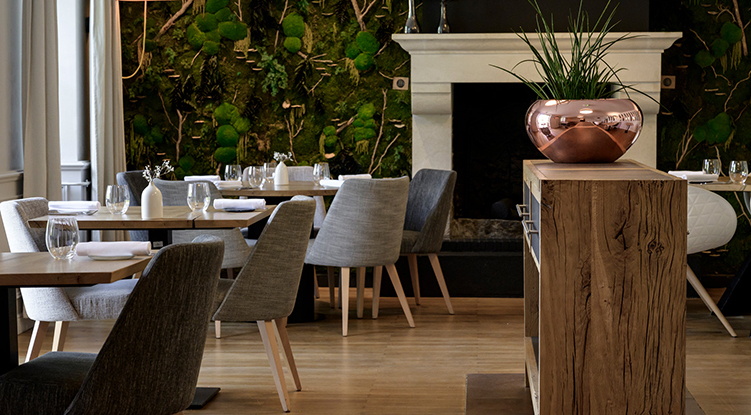 Interior of restaurant Le Manoir de la Régate, Nantes, France.