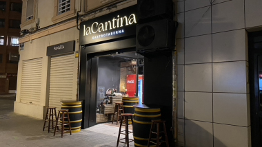 La Cantina Gastrotberna, a wine bar and restaurant in Valencia, Spain.