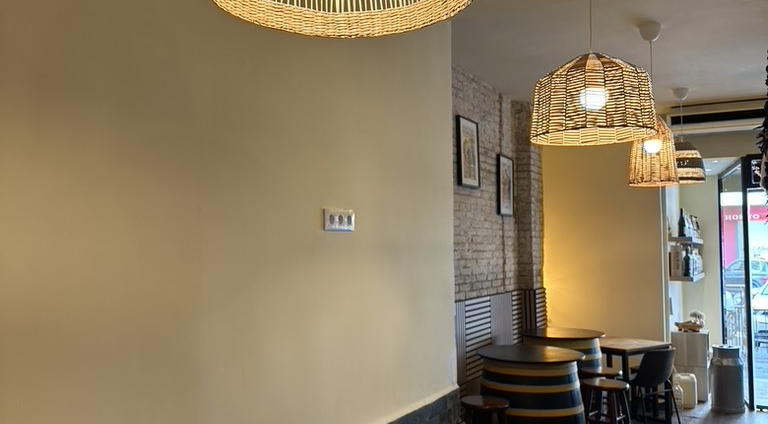 La Cantina Gastrotberna, a wine bar and restaurant in Valencia, Spain.