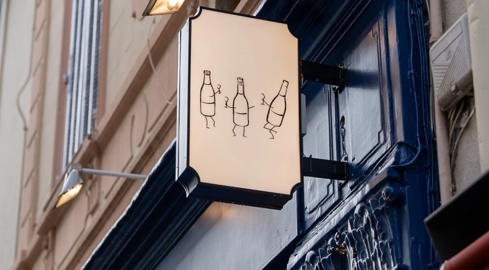 Quille, a wine bar in Cannes, France.