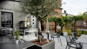 Exterior of De Kleinen Bistro, Malle, Belgium.