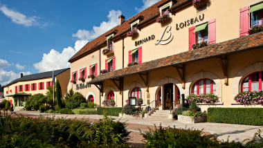 RELAIS BERNARD LOISEAU, a hotel and restaurant in France.