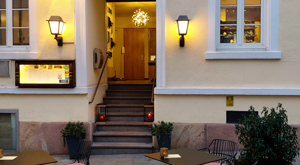Heine's Wine & Dine, a wine bar and restaurant in Baden-Baden, Germany.