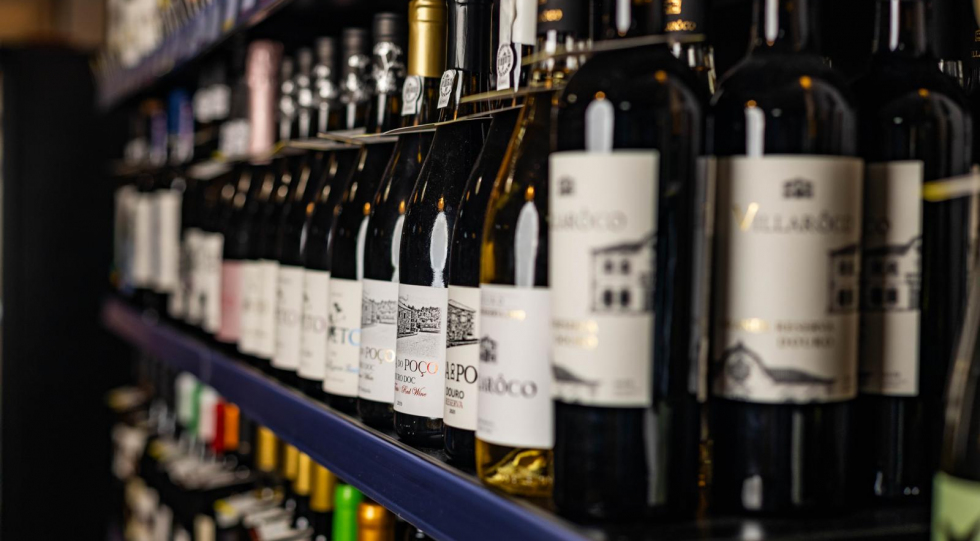 Ricardo's Wine bar, a wine bar in Portugal.