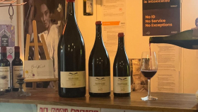 Bare Wine, a wine bar in Auckland, New Zealand.
