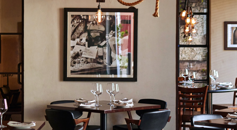 Enoteca Oliva, a wine bar in Mérida, Mexico.