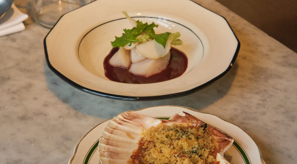 Vivant 2, a restaurant in Paris, France.