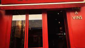 Le Cercle Rouge, a wine bar in Angers, France.
