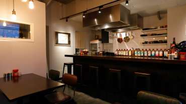 Nikolaschka, a wine bar in Osaka, Japan.