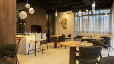 Bez Gwiazdek, a restaurant in Warsaw, Poland.