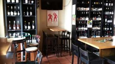 Le Goupil, a wine bar in Ribeauvillé, France.